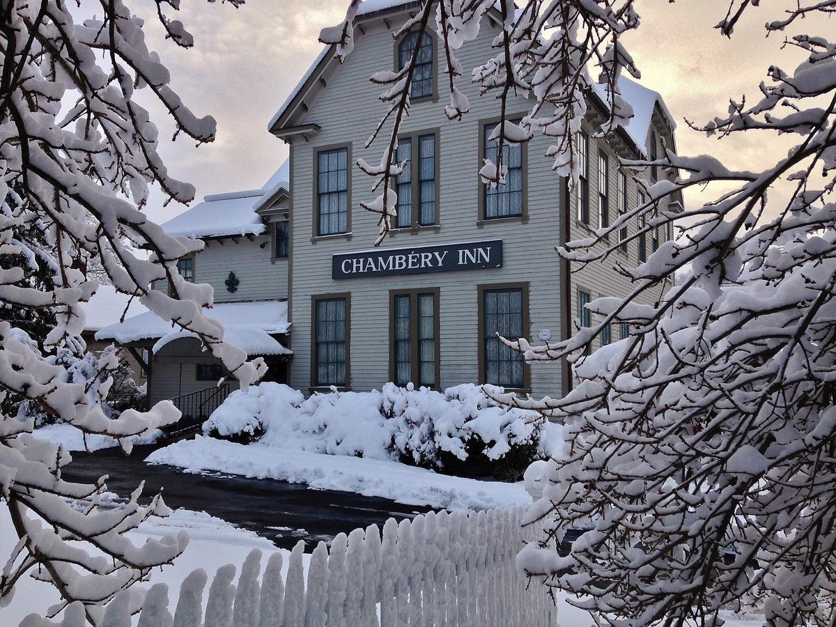 Chambery Inn ลี ภายนอก รูปภาพ