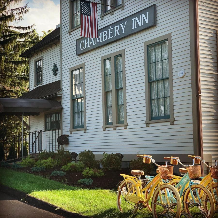 Chambery Inn ลี ภายนอก รูปภาพ