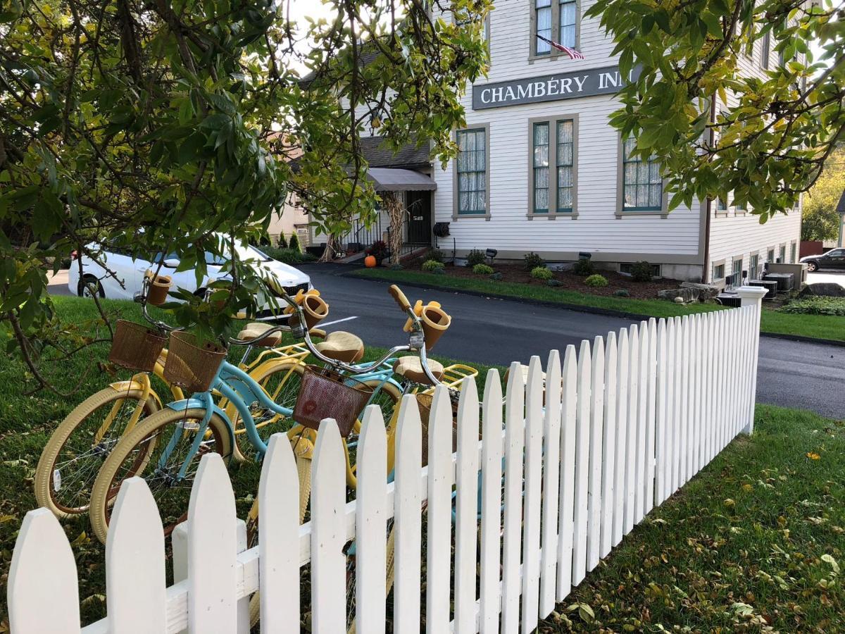 Chambery Inn ลี ภายนอก รูปภาพ